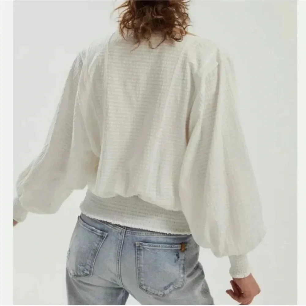 Anthropologie Rebecca smocked top puff sleeves white size small